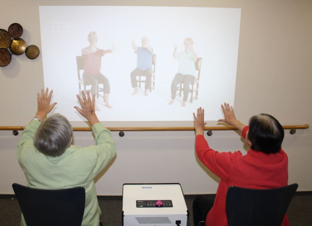 bobiler Projektor Gymnastik AktivierenDRK Fulda