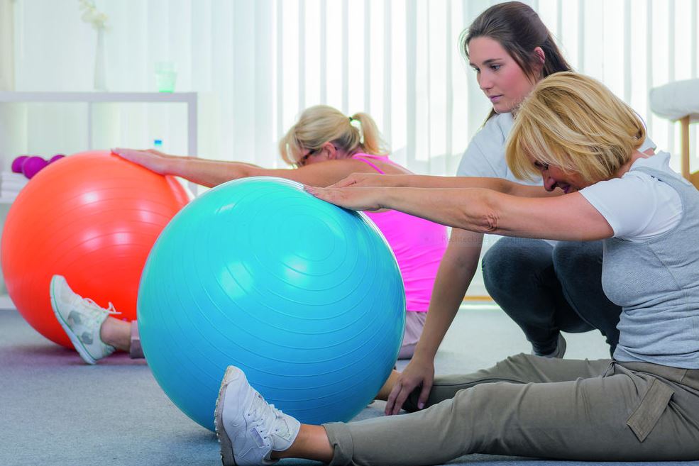 Training mit Gymnastikball