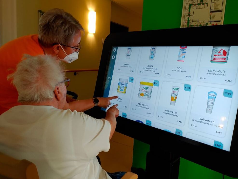 Digital Einkaufen im Seniorenheim