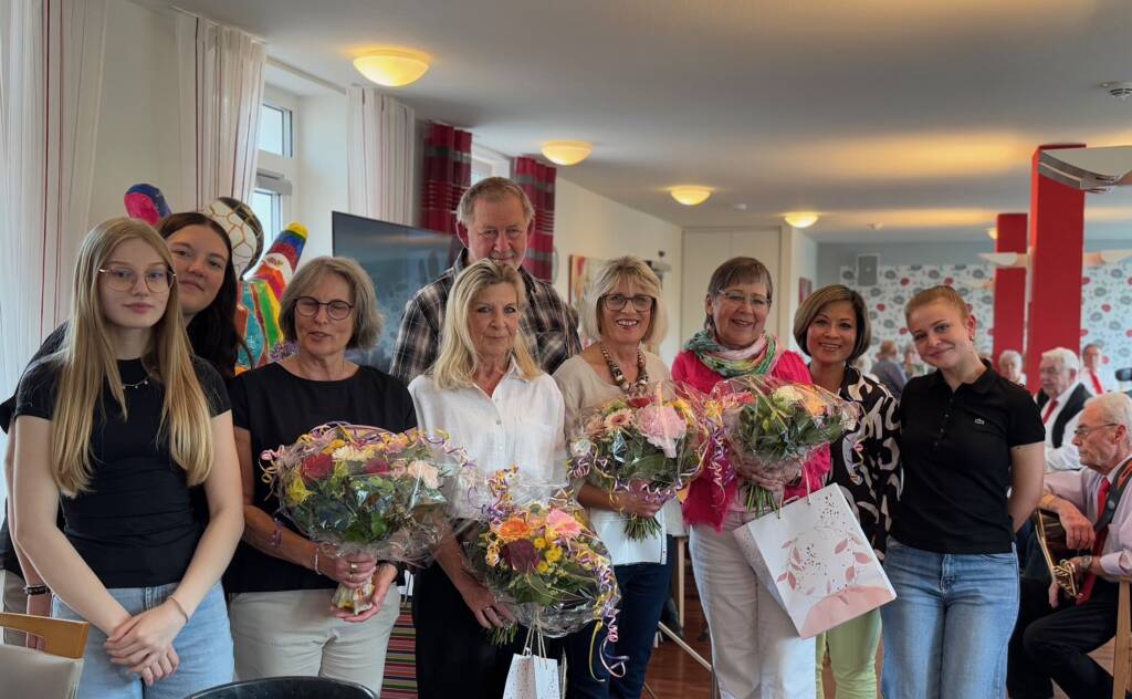 Gruppenbild Abschluss Kunstprojekt Steffi, Haus Stephanus