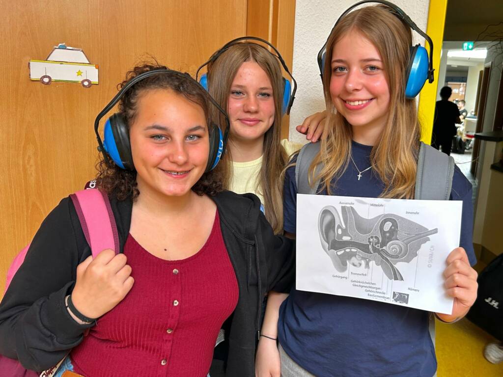 Schülerrinnen beim Humanas-Projekttag